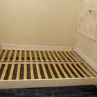 سرير ايكيا ابيض للبيع