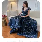 فساتين للبيع