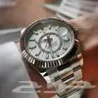 مجموعة من ساعات رولكس SKY-DWELLER