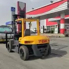 رافعات شوكيه 10طن 7طن 5طن 3طن للايجار