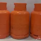 3 أنابيب غاز (فاضية)