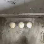 يوجد اله الاكور لتخريم الخرسانه وعمل فتحات للمواسير