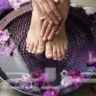 اخصائية بديكير للتنازل