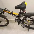 دراجة هوائية بحالة شبه جديدة