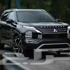 ميتسوبيشي اوتلاندر 2023 أسود