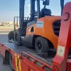 رافعه شوكية سكين للايجار رافعات تحميل وتنزيل تريلات