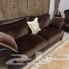 كنب تركي بني مخمل وجلد