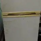 ثلاجه للبيع بحاله ممتازه السعر 350 التبريد ممتاز