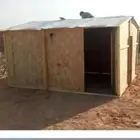 غرف خشب دورات مياه جلسات حديد