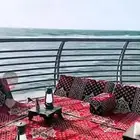 إيجارجلسات على البحر