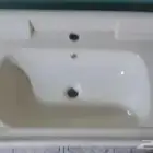 مغسله وبانيو مع اللوح القزاز للبيع الاحاله جديده