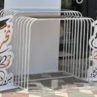 طاولات.