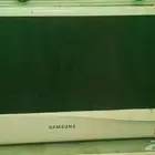 ميكروويف يعمل بحاله جيده
