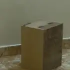 عش خشبي لطيور