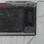 مكيف 18 جديد ونظيف مغسل ما فيه ولا شيء في مدينه مو خربانه بس