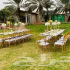 طاولة طعام وكوش وطاولات خدمة