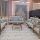 3 مجموعات أريكة كلاسيكية بثلاثة مقاعد ومجموعتين أريكة فردية