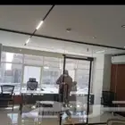 زجاج سكريت مرايات صيانه عامه الزجاج. ابواب سحاب