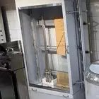 اله شوي الدجاج.