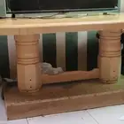 طاوله كبيره جدا من الخشب الاصلي ثقيل