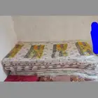 يوجد لدي4فروشه باقي ممتازة وفي قراطيسها