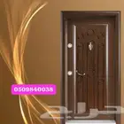 دهان وتجديد جميع الابواب والاخشاب وغرف النوم والفنادق