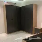 يوجد لدينا تفصيل دولاب زاويه على حسب طلب