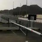 بوابة مواقف بذراع _حاجز موقف