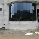 زجاج سكريت محلات بلكونات ابواب كهرباء وجميع أعمال الصيانه