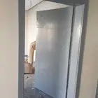 معلم متخصص في دهان الأبواب وغرف النوم بمكه