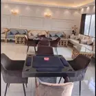قهوجيين وصبابين وكراسي وطاولات وسماعات وشيش