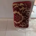 مخاد وسرير نفرين خشب وجهاز رياضي التواصل واتس
