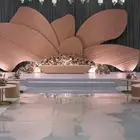 إيجار كوش ومداخل وكراسي شفافة وطاولات زجاج وسماعات