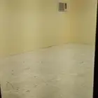 شاليه للايجار الشهري مكون من مشب ومجلس مكيف و
