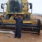 حصادة لحصاد القمح والشعير والروس