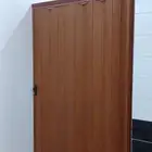 باب خشب . باب سحاب . باب جلد . بلاستيك . باب كرديون . أ