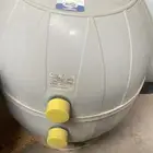 متوفر فلتر مسبح و مضخة و إناره و محولات .كل ما يلزم النوافير