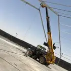 يوجد لدينا رافعات شوكيه ورافعات تلسكوبيه وجي سي بي للايجار