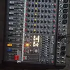 للاتجار سماعات دي جي