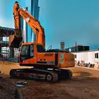 بوكلين للايجار اليومي والشهري حفر هدم تسوية قص