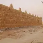 مقاول لجميع انواع الحجر الطبيعي والطين
