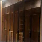 نجار ابواب وديكورات وغرف وتغيير برواز الباب والكالون وطاولات