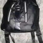 شنط نسائي ب25