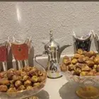 قهوجيه رجال ويوجد لدينا قهوجيه حريم ويوجد شامل لو ما عجبك تح