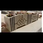 حواجز خرسانية وقواعد أعمدة