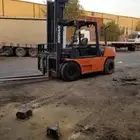 جميع انواع المعدات روافع شوكيه بوب كاتات كرينات