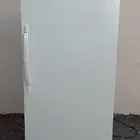 ثلاجه للببع.