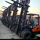رافعه شوكيه فوركلفت للايجار الطايف