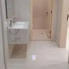 شقه للايجار الحمدانيه عدد 2 من 3 غرف عدد 2 من خمس غرف