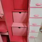 3 أسرة بناتية